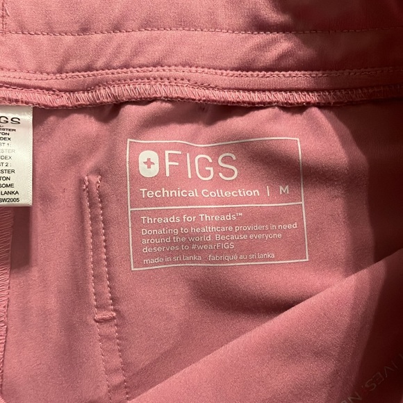 Figs Medium Zamora Bottoms in Chalk Pink - Picture 2 of 3
